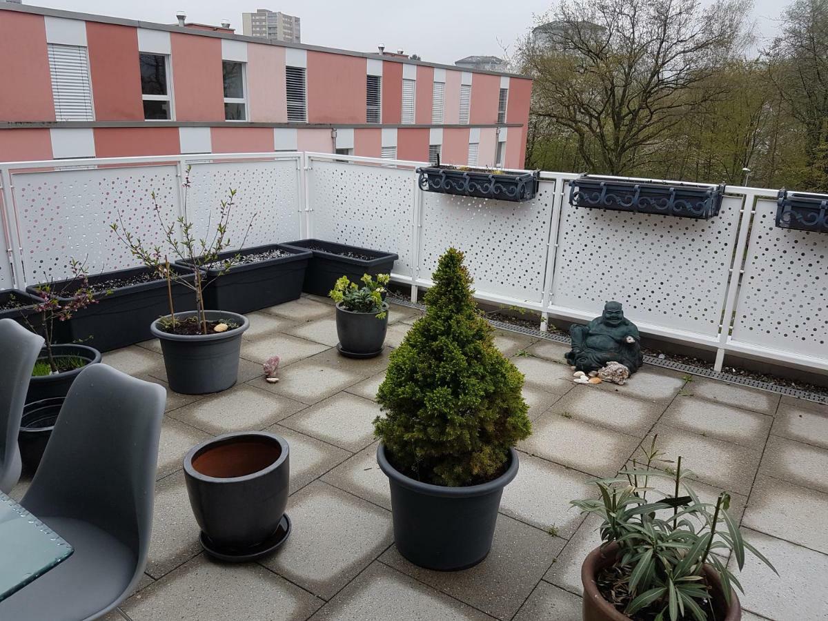 Zimmer In Penthouse-Wohnung Windisch Esterno foto